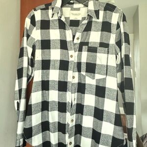 Black and White Plaid Button-Up Shirt